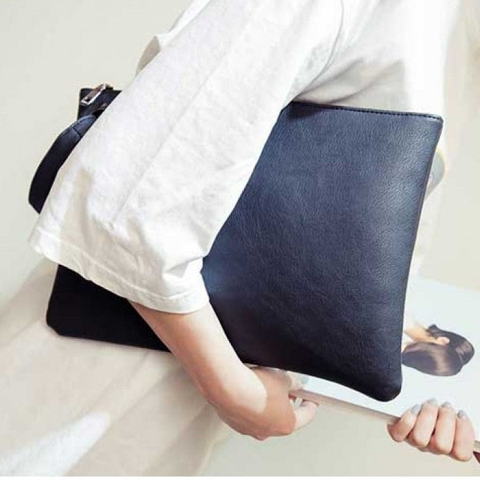 BAG231223BK