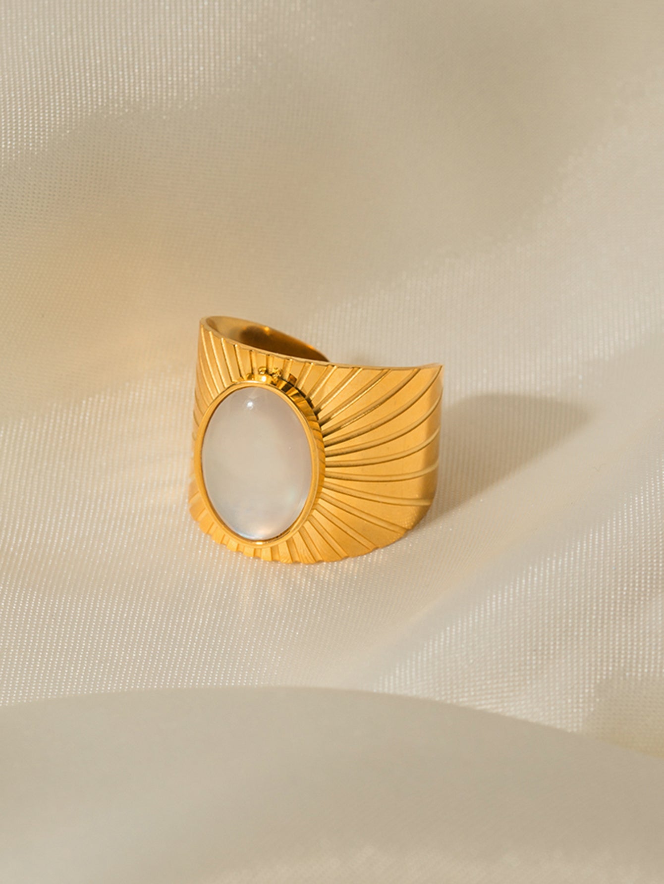 RG2233
